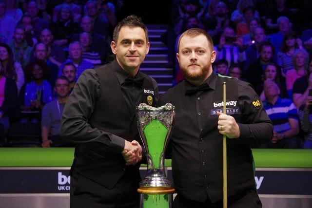 万欧元的基 万欧元的基