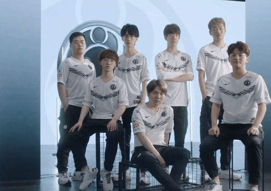 都是球队凝 都是球队凝